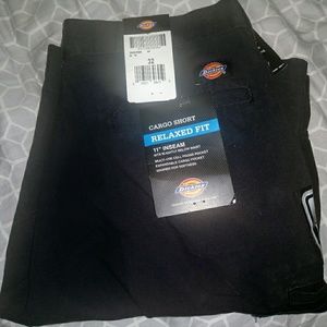 NWT Dickies Mens Shorts 32